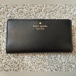 *NWT* Kate Spade wallet